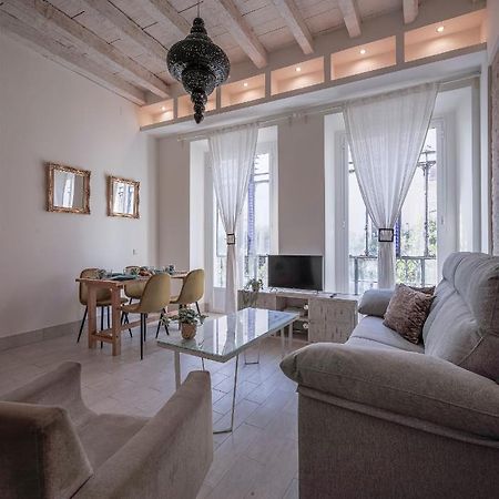 Julio Cesar Gran Apartamento De Lujo En El Centro De Sevilla Esterno foto