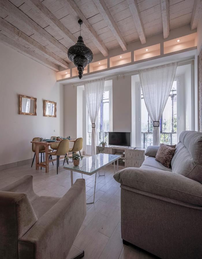 Julio Cesar Gran Apartamento De Lujo En El Centro De Sevilla Esterno foto