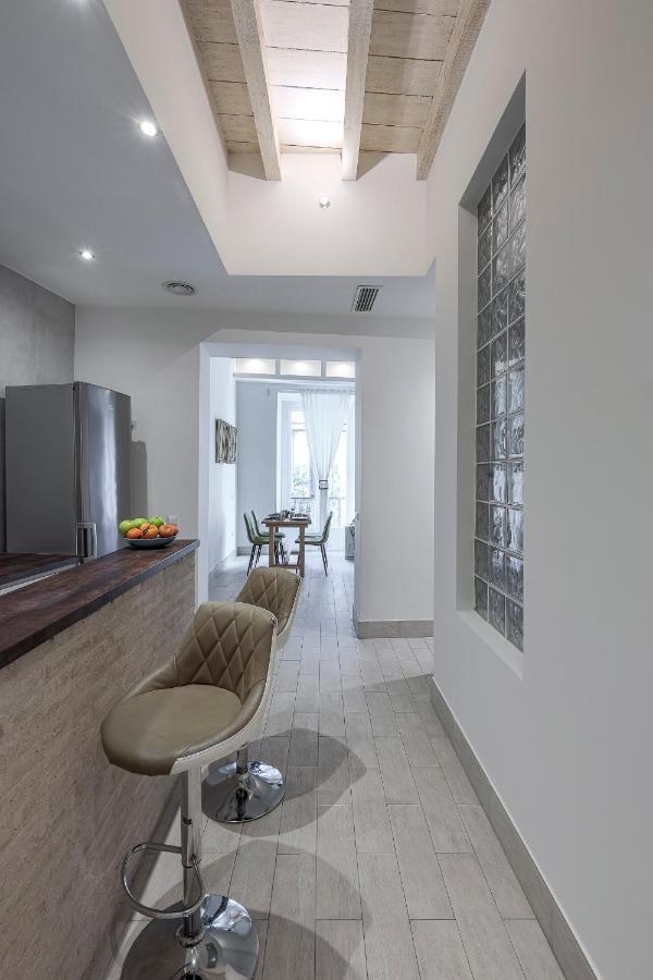 Julio Cesar Gran Apartamento De Lujo En El Centro De Sevilla Esterno foto